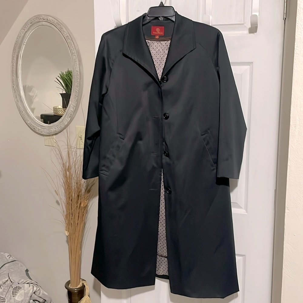 NWT ColeHaan Women’s 3/4 Black Trent coat with warm removable lining. Size: 10